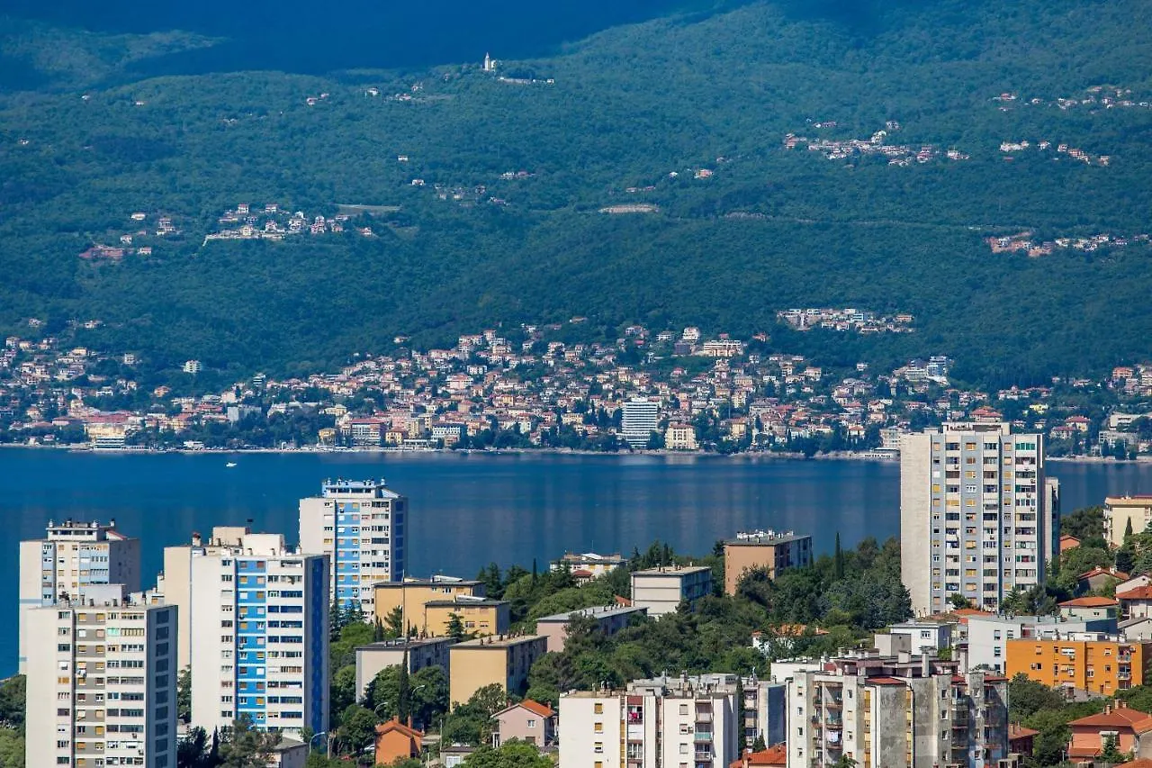 Orchidea Apartment Rijeka 0*,  Croaţia
